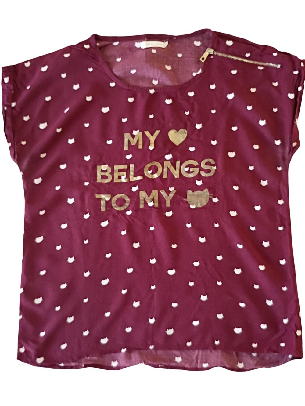 & Other Stories Burgundy Short Sleeve Tee with White Heart Print and Gold Script